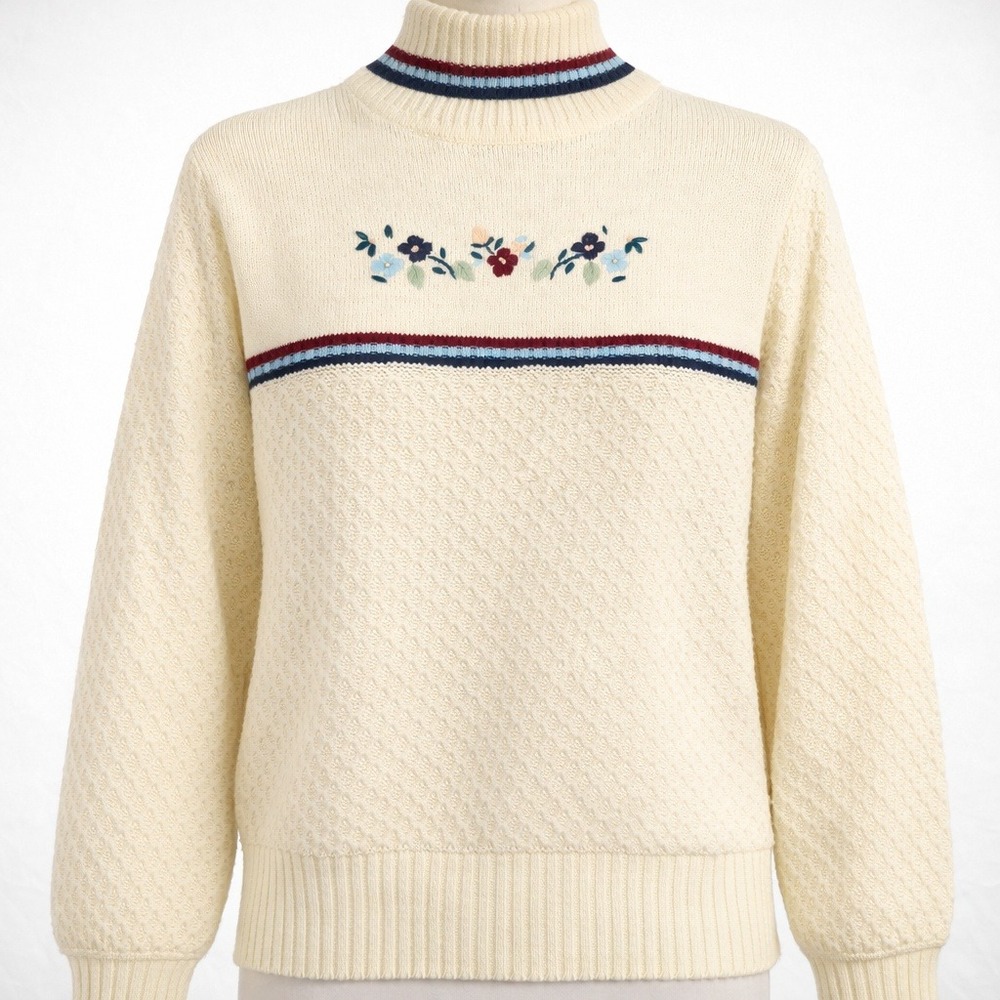 Vintage Cottagecore Floral Embroidered Sweater Sz M Cream Granny Textured Preppy